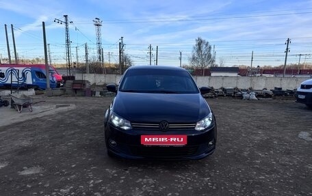 Volkswagen Polo VI (EU Market), 2012 год, 735 000 рублей, 2 фотография