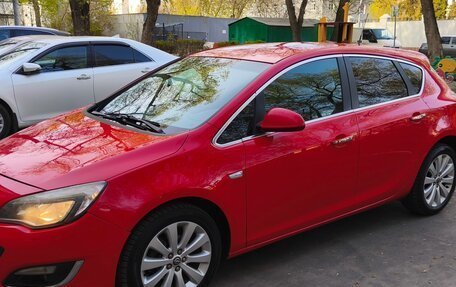 Opel Astra J, 2012 год, 650 000 рублей, 2 фотография