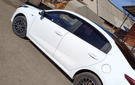 KIA Rio IV, 2020 год, 1 600 000 рублей, 2 фотография