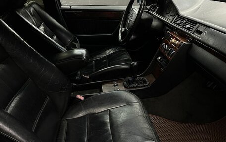 Mercedes-Benz E-Класс, 1994 год, 529 999 рублей, 8 фотография