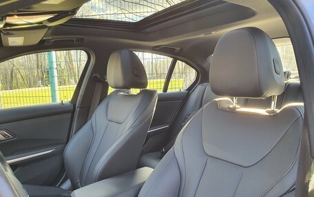 BMW 3 серия, 2021 год, 4 100 000 рублей, 11 фотография