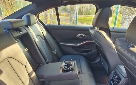 BMW 3 серия, 2021 год, 4 100 000 рублей, 16 фотография