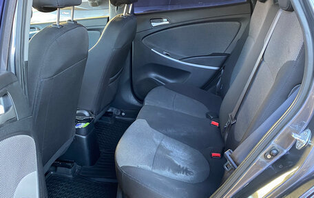 Hyundai Solaris II рестайлинг, 2012 год, 700 000 рублей, 17 фотография