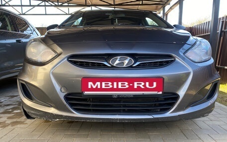 Hyundai Solaris II рестайлинг, 2012 год, 700 000 рублей, 11 фотография