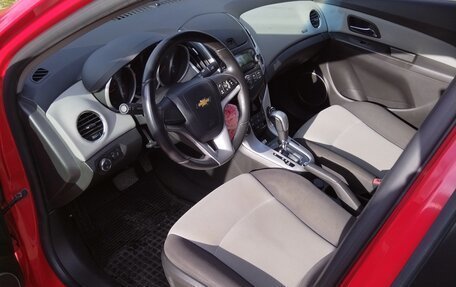 Chevrolet Cruze II, 2014 год, 825 000 рублей, 6 фотография