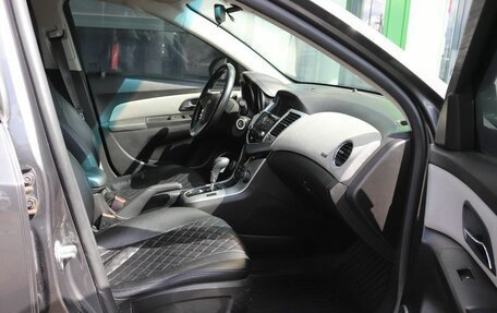 Chevrolet Cruze II, 2011 год, 526 000 рублей, 13 фотография