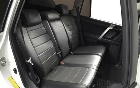 Toyota Land Cruiser Prado 150 рестайлинг 2, 2015 год, 3 855 400 рублей, 9 фотография