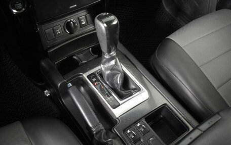 Toyota Land Cruiser Prado 150 рестайлинг 2, 2015 год, 3 855 400 рублей, 22 фотография