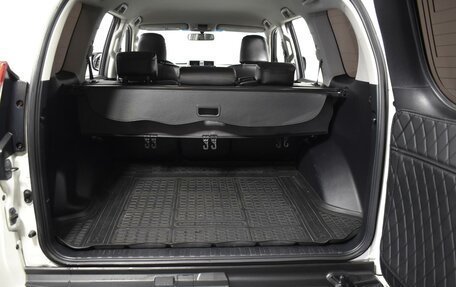 Toyota Land Cruiser Prado 150 рестайлинг 2, 2015 год, 3 855 400 рублей, 25 фотография