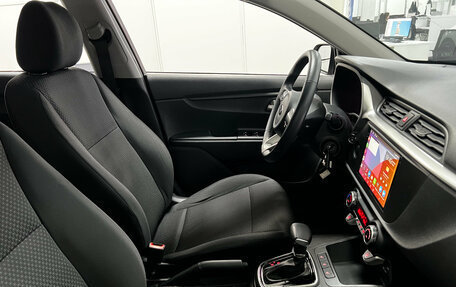 KIA Rio IV, 2020 год, 1 900 000 рублей, 12 фотография
