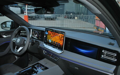 Volkswagen Tiguan, 2026 год, 4 800 000 рублей, 28 фотография