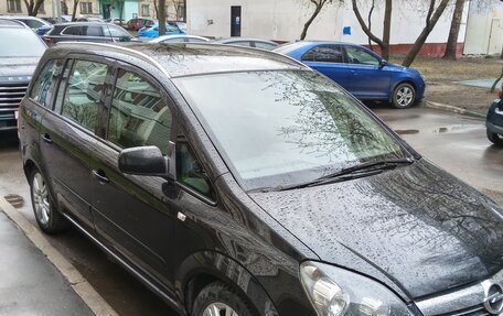 Opel Zafira B, 2012 год, 550 000 рублей, 1 фотография