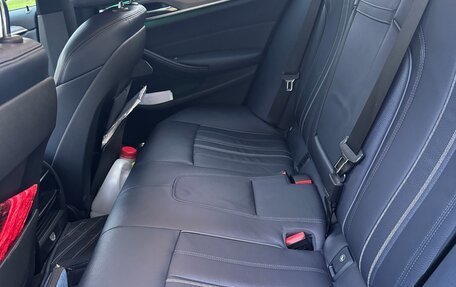 BMW 5 серия, 2018 год, 3 850 000 рублей, 6 фотография