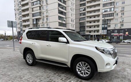 Toyota Land Cruiser Prado 150 рестайлинг 2, 2016 год, 4 500 000 рублей, 3 фотография