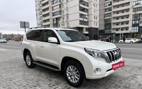 Toyota Land Cruiser Prado 150 рестайлинг 2, 2016 год, 4 500 000 рублей, 2 фотография
