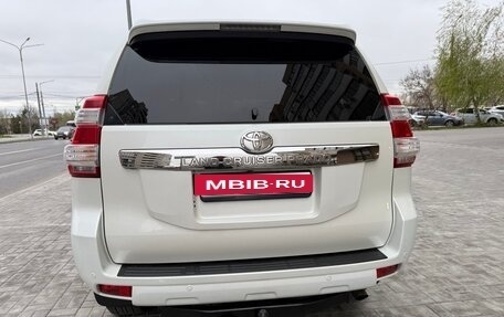 Toyota Land Cruiser Prado 150 рестайлинг 2, 2016 год, 4 500 000 рублей, 8 фотография