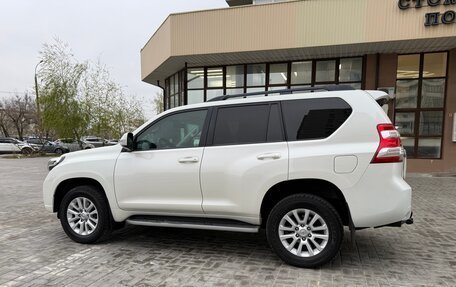Toyota Land Cruiser Prado 150 рестайлинг 2, 2016 год, 4 500 000 рублей, 10 фотография