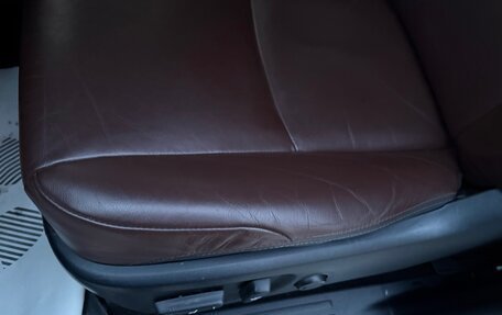 Toyota Land Cruiser Prado 150 рестайлинг 2, 2016 год, 4 500 000 рублей, 23 фотография