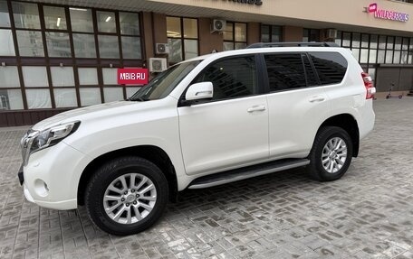 Toyota Land Cruiser Prado 150 рестайлинг 2, 2016 год, 4 500 000 рублей, 12 фотография