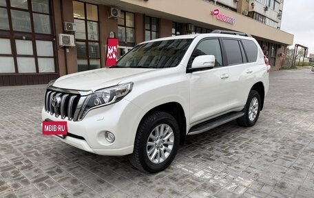Toyota Land Cruiser Prado 150 рестайлинг 2, 2016 год, 4 500 000 рублей, 13 фотография