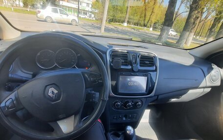 Renault Logan II, 2015 год, 480 000 рублей, 7 фотография