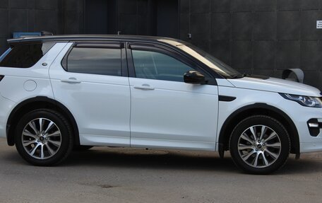 Land Rover Discovery Sport I рестайлинг, 2017 год, 2 550 000 рублей, 24 фотография