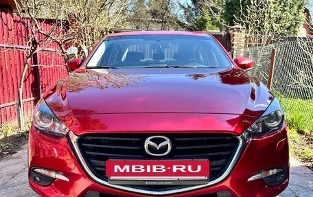 Mazda 3, 2018 год, 1 750 000 рублей, 2 фотография