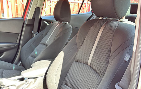 Mazda 3, 2018 год, 1 750 000 рублей, 13 фотография