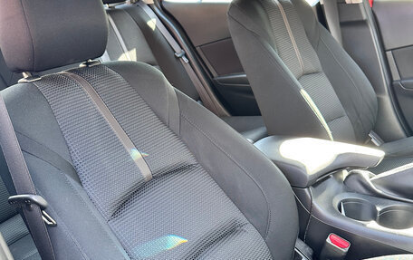 Mazda 3, 2018 год, 1 750 000 рублей, 14 фотография