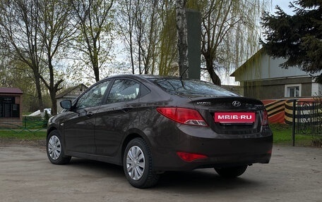Hyundai Solaris II рестайлинг, 2014 год, 989 000 рублей, 4 фотография
