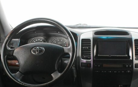 Toyota Land Cruiser Prado 120 рестайлинг, 2006 год, 1 690 000 рублей, 15 фотография