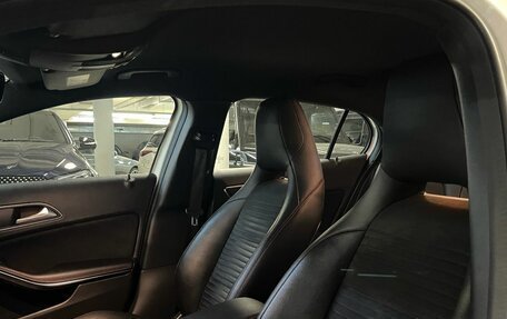 Mercedes-Benz GLA, 2015 год, 2 690 000 рублей, 13 фотография