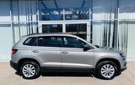 Skoda Karoq I, 2020 год, 2 400 000 рублей, 4 фотография