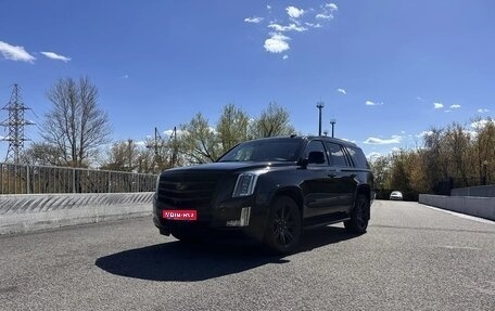Cadillac Escalade IV, 2018 год, 4 980 000 рублей, 1 фотография