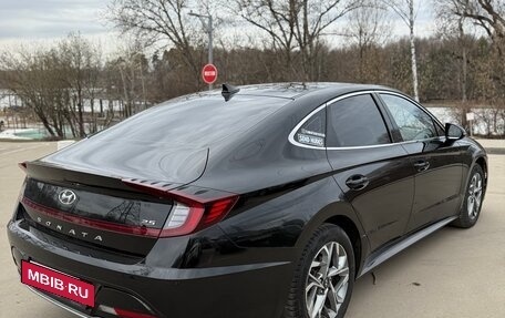 Hyundai Sonata VIII, 2019 год, 2 620 000 рублей, 4 фотография