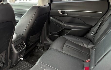 Hyundai Sonata VIII, 2019 год, 2 620 000 рублей, 14 фотография