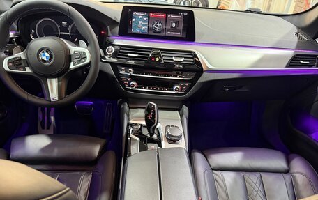 BMW 5 серия, 2019 год, 3 950 000 рублей, 10 фотография