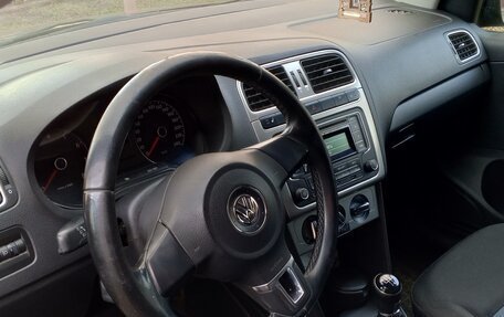 Volkswagen Polo VI (EU Market), 2013 год, 675 000 рублей, 13 фотография