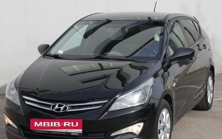Hyundai Solaris II рестайлинг, 2016 год, 1 360 000 рублей, 2 фотография