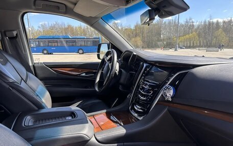 Cadillac Escalade IV, 2018 год, 4 980 000 рублей, 14 фотография