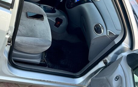 Ford Focus IV, 2002 год, 350 000 рублей, 5 фотография