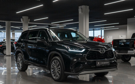 Toyota Highlander, 2026 год, 5 390 000 рублей, 2 фотография