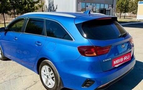 KIA cee'd III, 2019 год, 1 800 000 рублей, 5 фотография