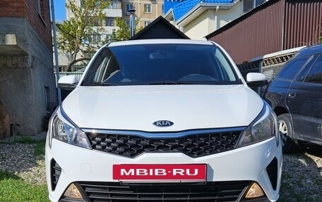 KIA Rio IV, 2021 год, 1 629 990 рублей, 3 фотография