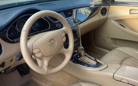 Mercedes-Benz CLS, 2005 год, 1 500 000 рублей, 3 фотография
