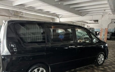 Nissan Serena IV, 2011 год, 1 150 000 рублей, 3 фотография