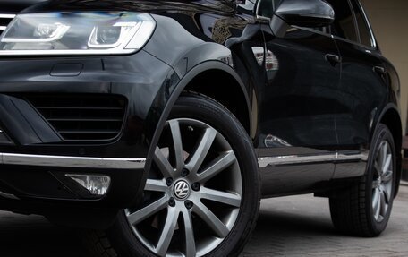 Volkswagen Touareg III, 2015 год, 3 950 000 рублей, 2 фотография