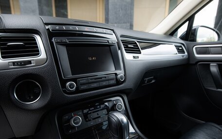 Volkswagen Touareg III, 2015 год, 3 950 000 рублей, 15 фотография