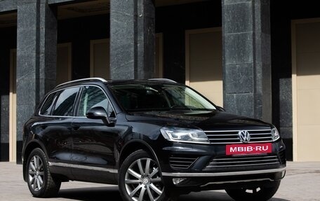 Volkswagen Touareg III, 2015 год, 3 950 000 рублей, 6 фотография