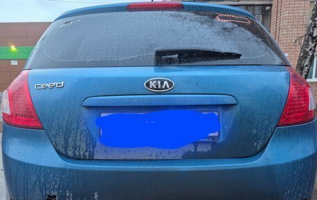 KIA cee'd I рестайлинг, 2010 год, 500 000 рублей, 3 фотография